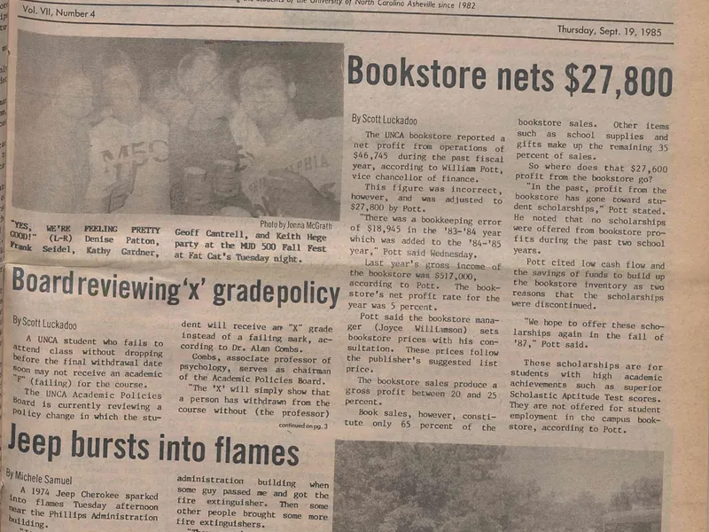 1985-09-19 Blue Banner